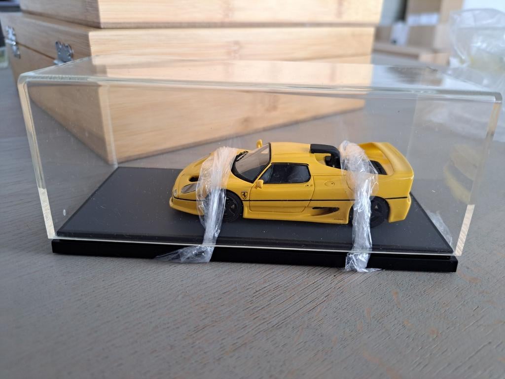Nieuwe miniatuur Ferrari F50, voor de verzamelaar, Hobby en Vrije tijd, Ophalen of Verzenden, Nieuw, Auto