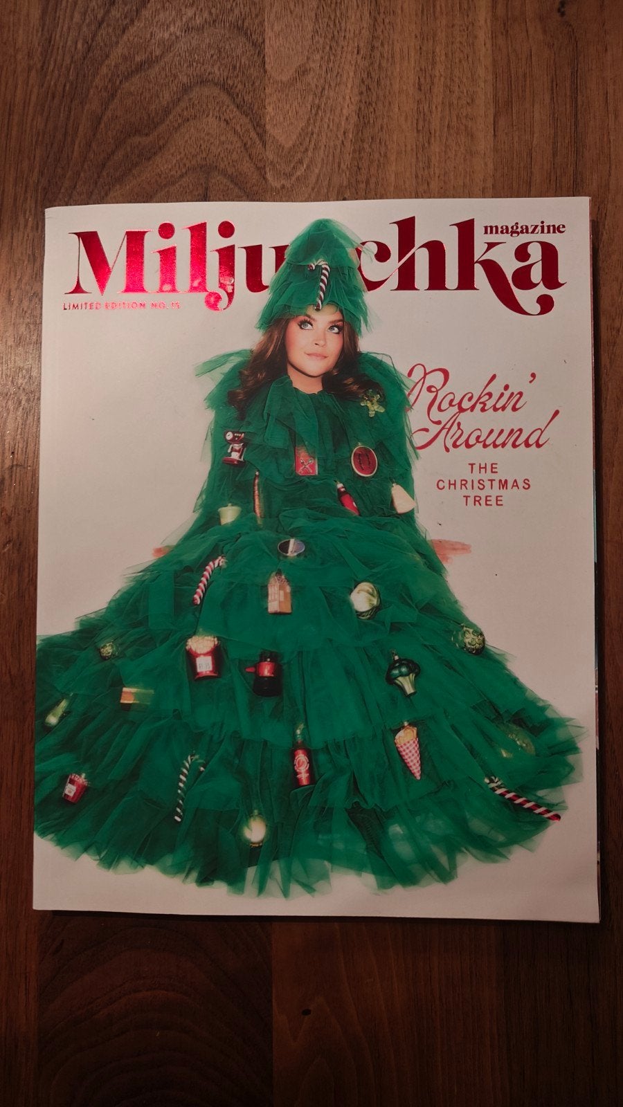 Miljuschka Magazine  15- kerst-Rockin' Around The Christmas, Ophalen of Verzenden, Zo goed als nieuw, Overige typen