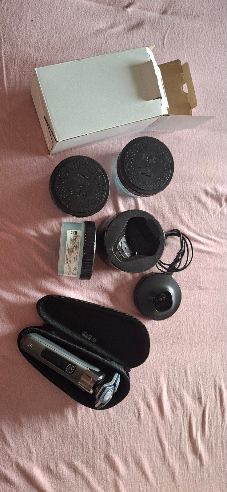 Philips 7000 serie scheerapparaat met reinigingsstation, Ophalen of Verzenden, Nieuw, Overige typen