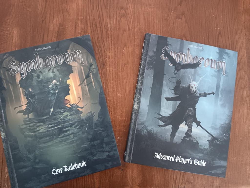 Symbaroum TTRPG core book + advanced played guide, Ophalen of Verzenden, Zo goed als nieuw, Free league