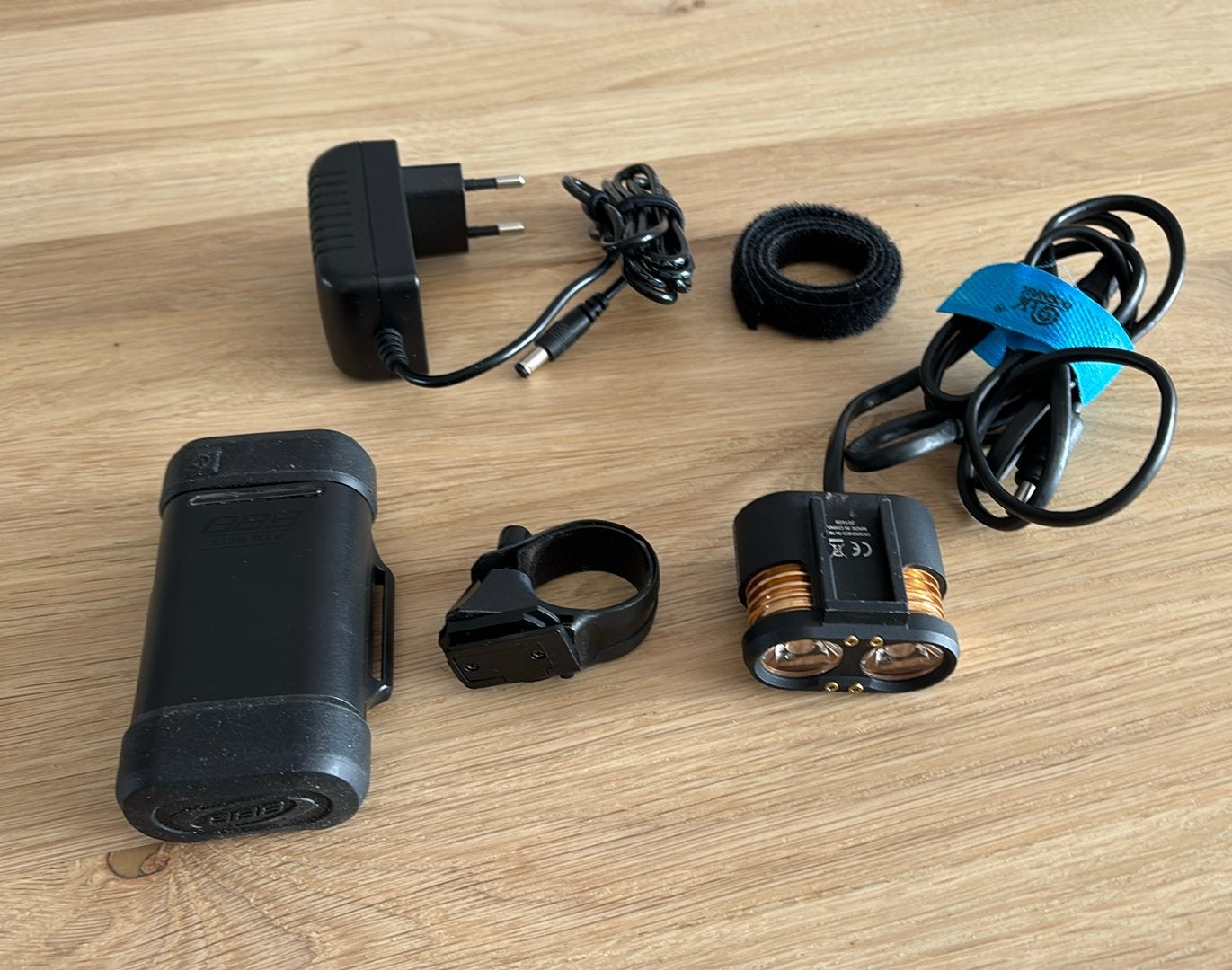 BBB CYCLING SCOPE 1300L BLS-68, Ophalen of Verzenden, Oplaadbaar, Zo goed als nieuw, Accu