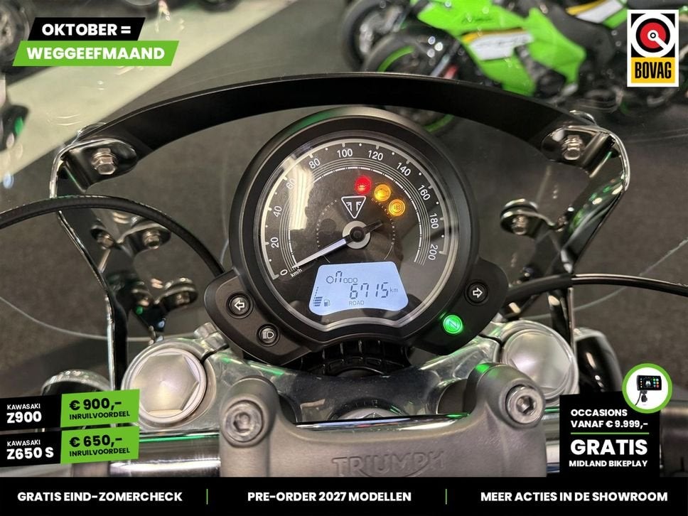 Triumph Bonneville Speedmaster T120 (bj 2021) 6,715 km, 2 cilinders, 1198 cc, Bedrijf, Onbekend