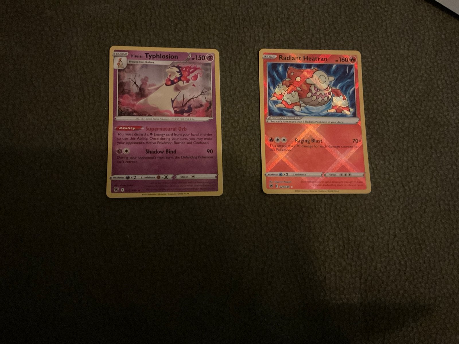 Pokémon Kaarten: Hisuian Typhlosion & Radiant Heatran, Ophalen of Verzenden, Zo goed als nieuw, Meerdere kaarten, Foil