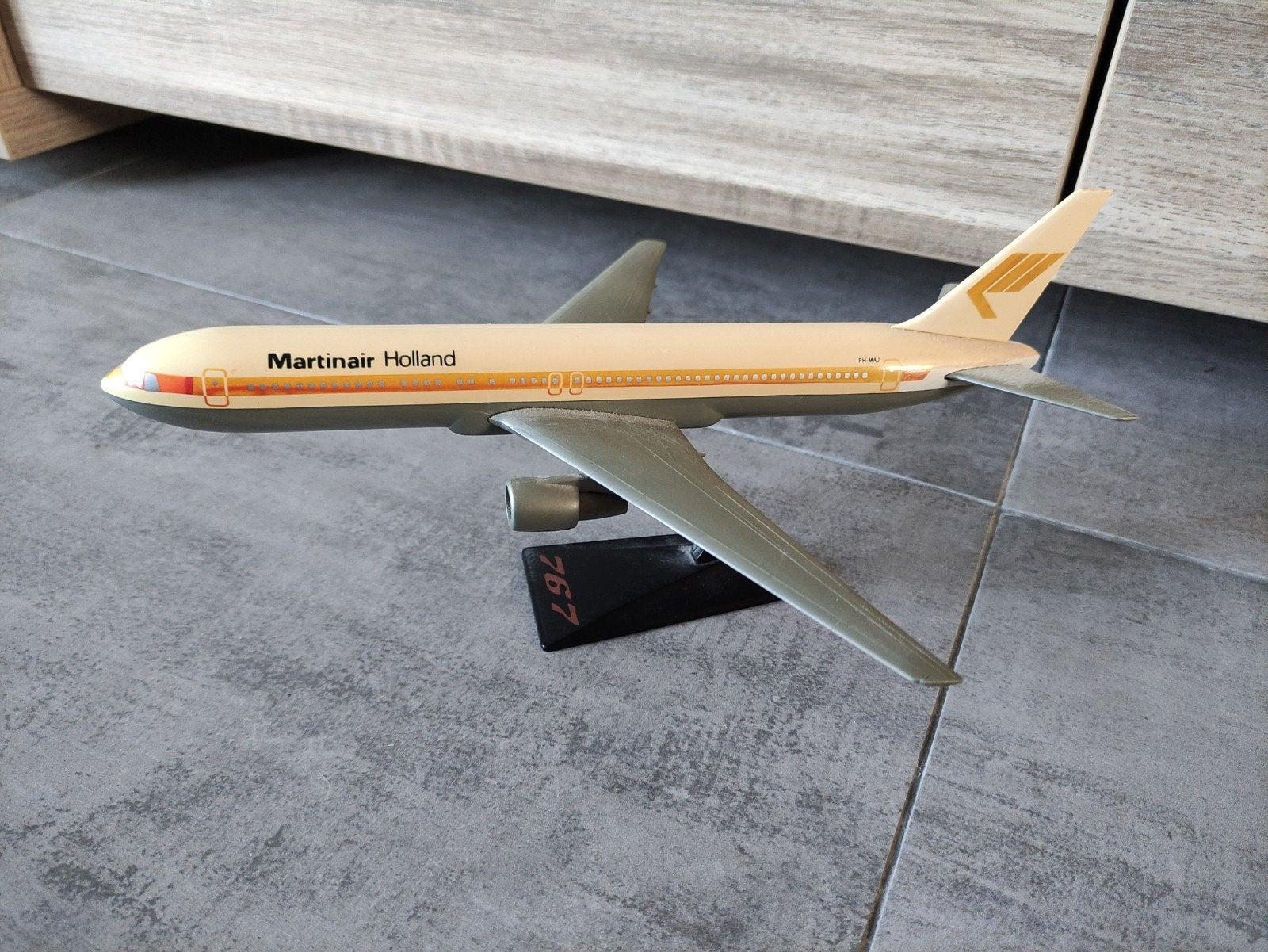 Vliegtuig martinair holland 767 schaalmodel, Ophalen of Verzenden, Schaalmodel