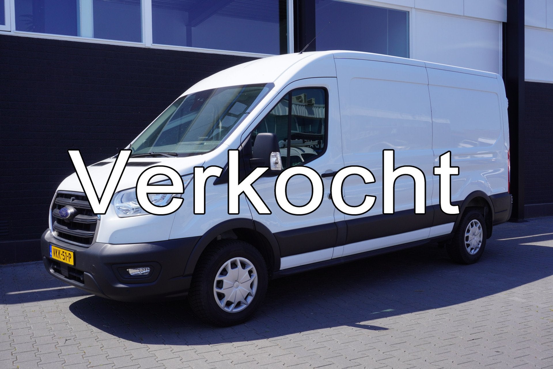 Ford Transit 2.0 TDCI 170PK L3H2 EURO 6 - Airco - Cruise - C, 4 cilinders, Wit, Bedrijf, 2 stoelen