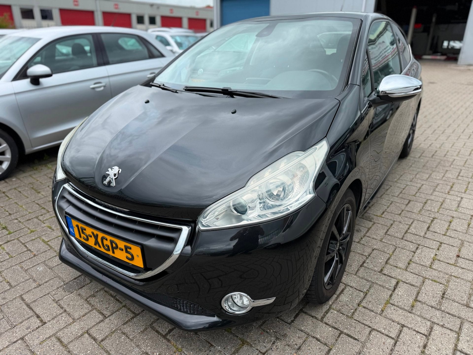 Peugeot 208 1.6 VTi Allure, Auto's, Peugeot, Voorwielaandrijving, Euro 5, Gebruikt, 4 cilinders