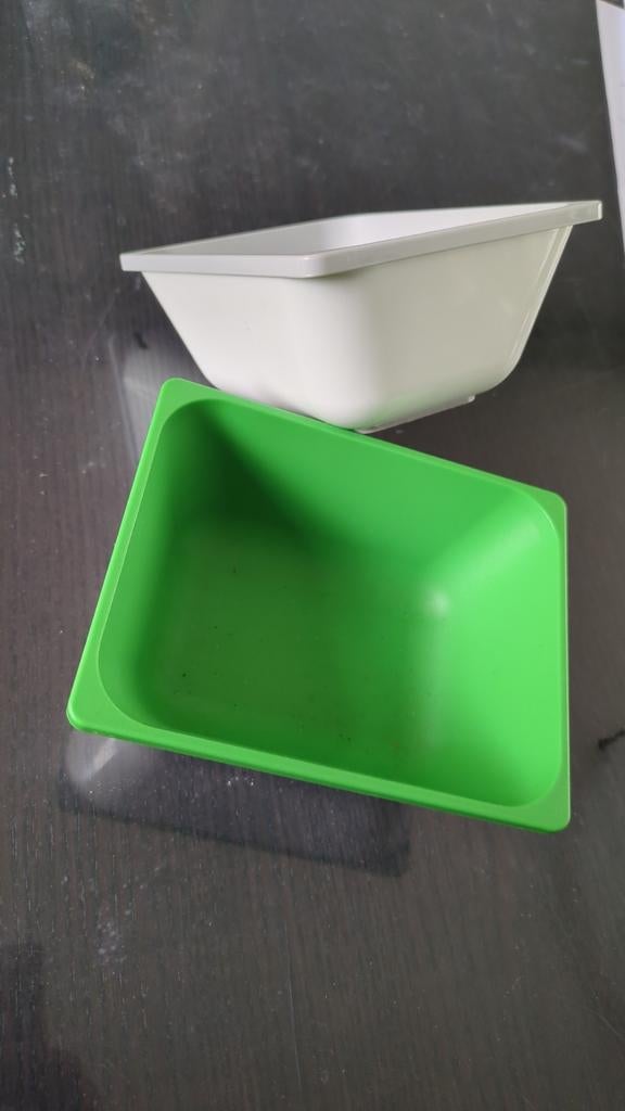 2 Ikea Variera bakjes - wit en groen, Huis en Inrichting, Keuken | Keukenbenodigdheden, IKEA, Kunststof, Ophalen of Verzenden