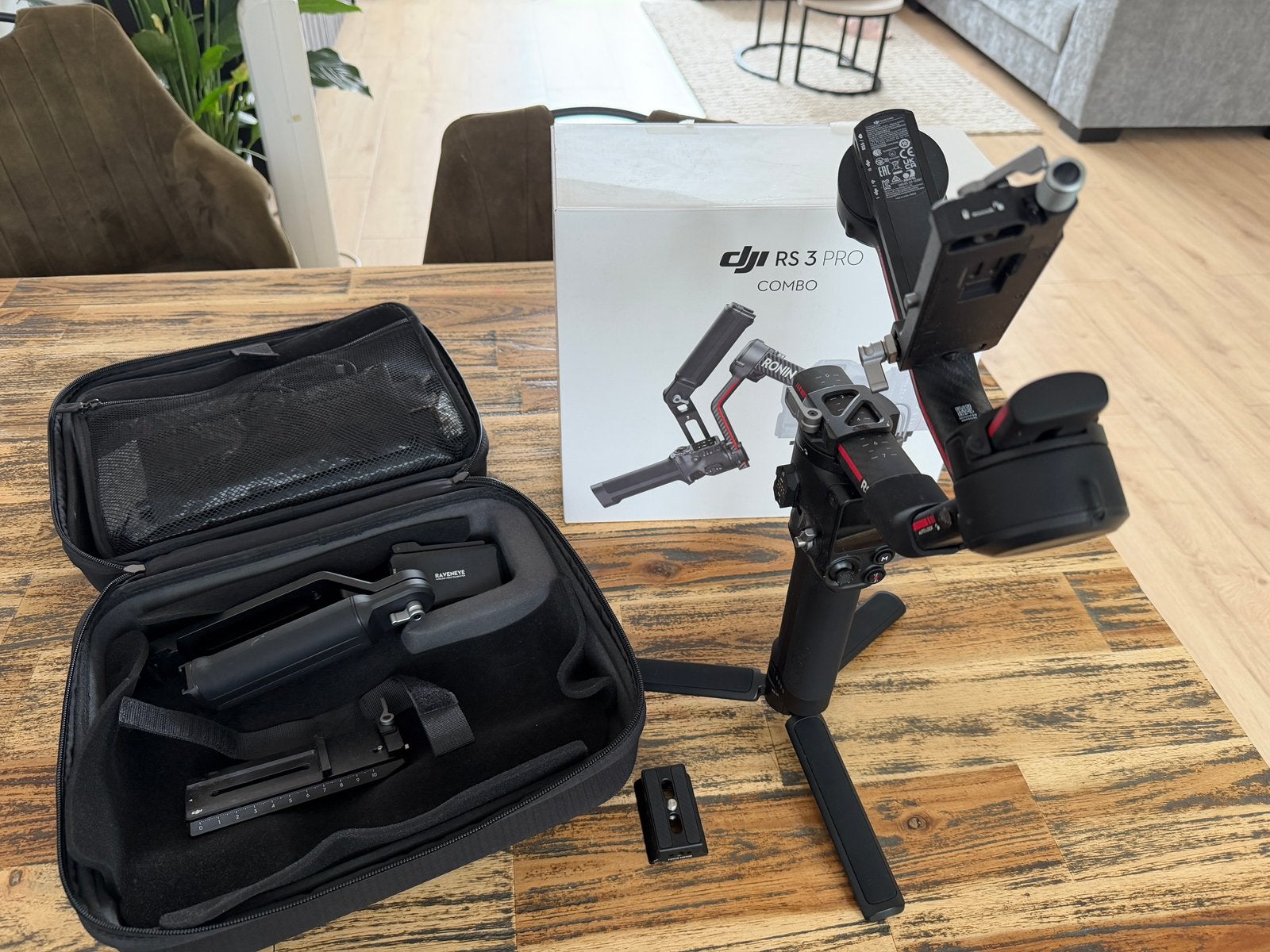 DJI RS 3 Pro Combo Gimbal Stabilisator, Overige typen, Overige soorten, Zo goed als nieuw, Ophalen