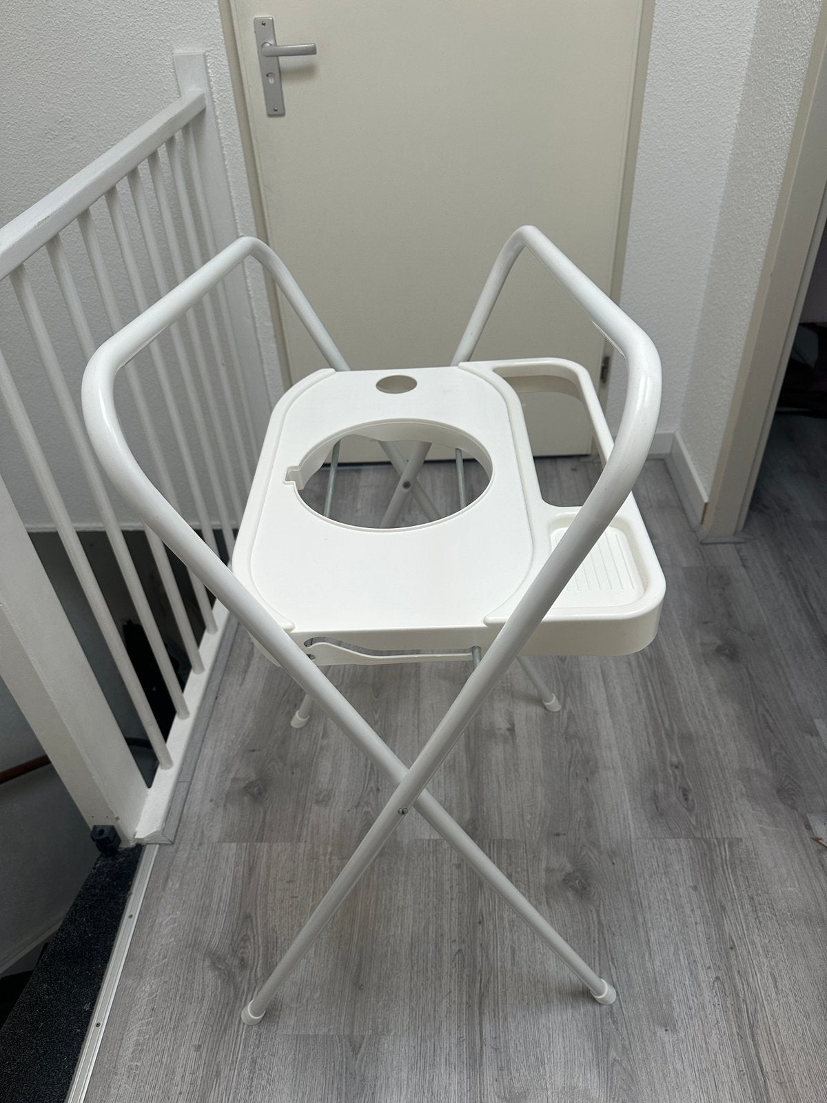 Moet nu weg ikea baby bad standaard, Kinderen en Baby's, Ophalen, Zo goed als nieuw, Badje, Standaard