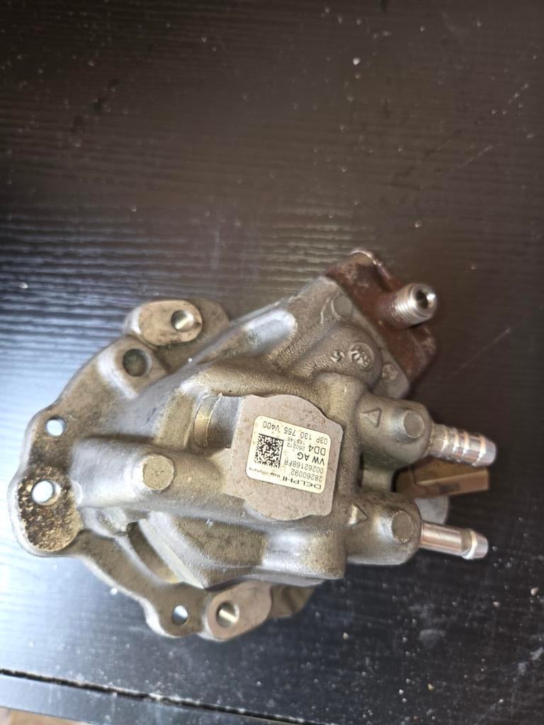 Brandstofpomp VW AG 03L 130 755 V400 Delphi, Ophalen of Verzenden