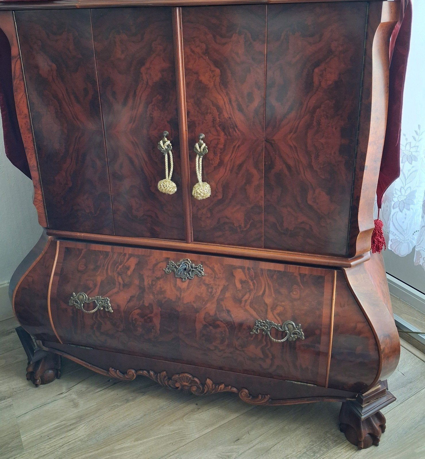 Barok/Antieke/Tv kast /Chippendale, Ophalen