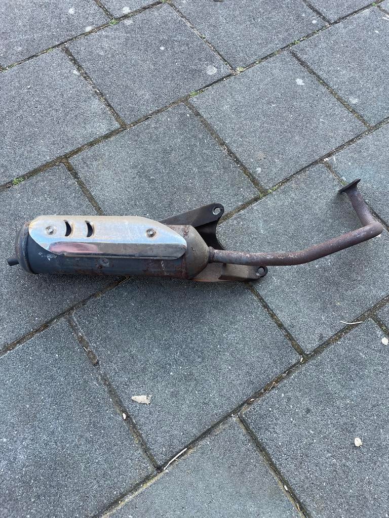 Gebruikte uitlaat voor scooter/brommer, Fietsen en Brommers, Brommeronderdelen | Scooters, Ophalen, Gebruikt, Uitlaat, Overige merken
