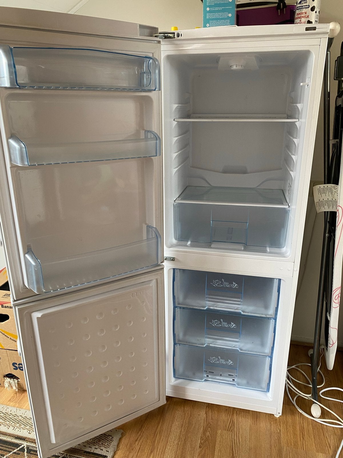 Beko koel-vriescombinatie - Gebruikt maar werk perfect, Ophalen, 200 liter of meer, 60 cm of meer, Met aparte vriezer
