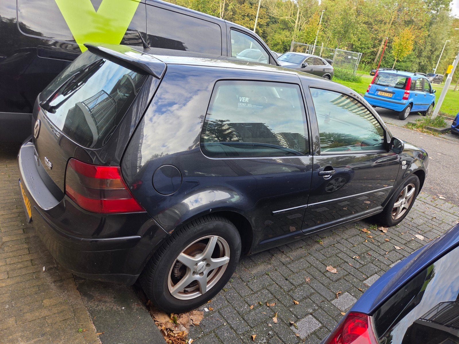 Volkswagen Golf 1.6 77KW 2003 Zwart, Voorwielaandrijving, 4 cilinders, 1200 kg, Handgeschakeld