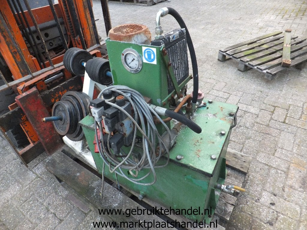 Hydrauliekunit met oliekoeling en 4wegklep 380V (a43)3, 100 liter of meer, Ophalen, Gebruikt, 800 liter/min of meer