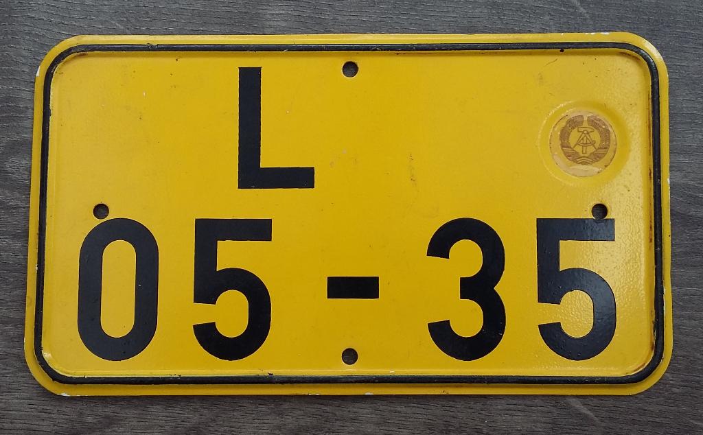 Jaren 60 -70 Oost Duitsland DDR Nummerbord Auto Bord TRABANT, Verzamelen, Ophalen of Verzenden, Gebruikt, Auto's