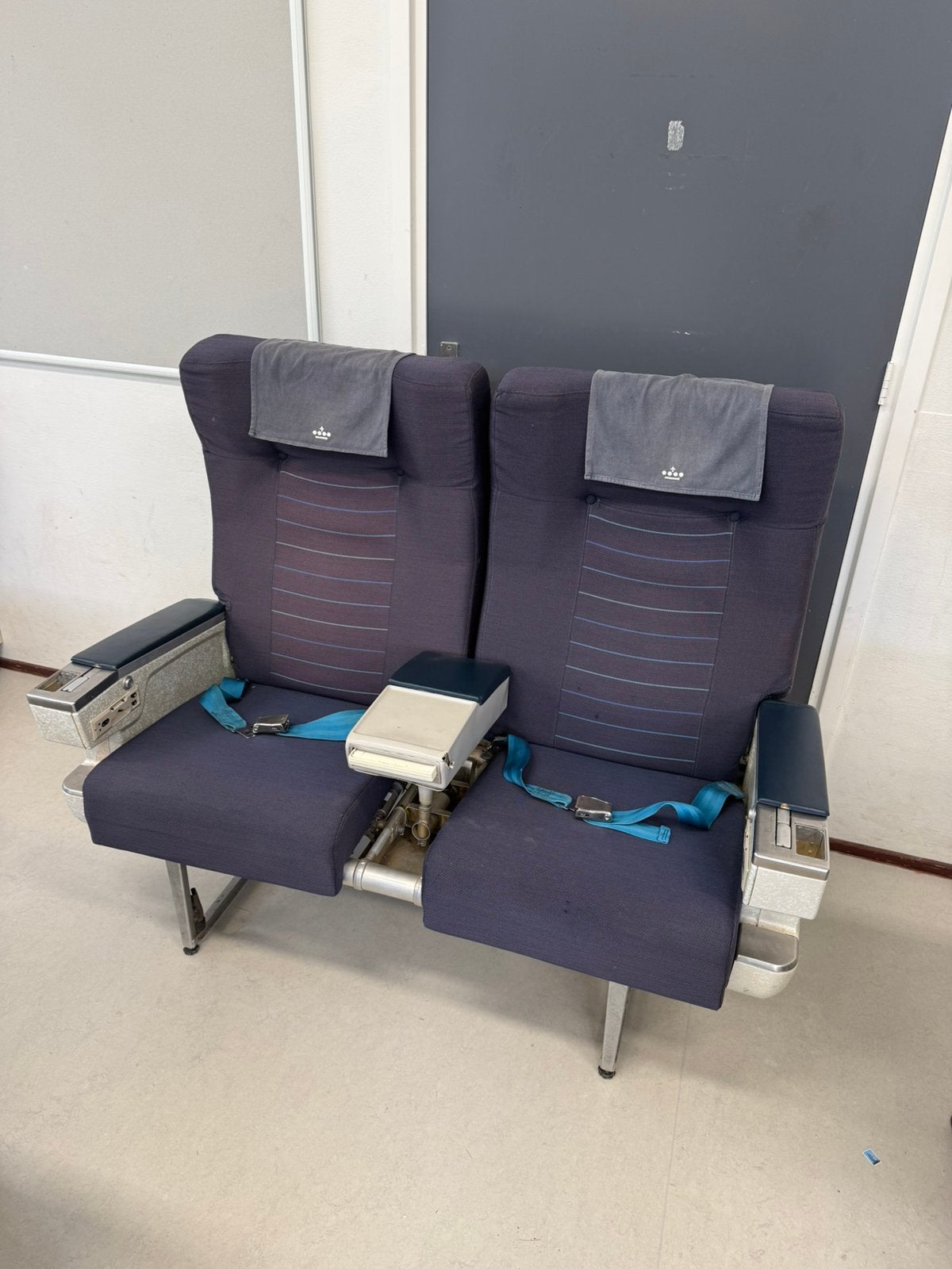 Vliegtuigstoelen KLM first class retro, Ophalen, Gebruikt, Twee, Blauw