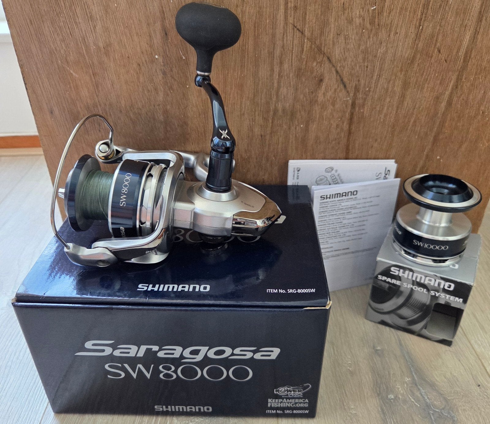 Shimano Saragosa SW8000 Molen met extra spoel, Ophalen of Verzenden, Zo goed als nieuw, Molen