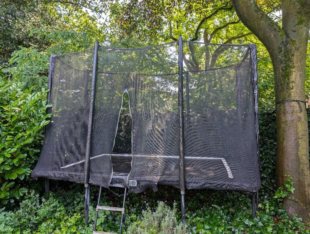 Gratis: Salta trampoline 214 x 305, Ophalen, Gebruikt