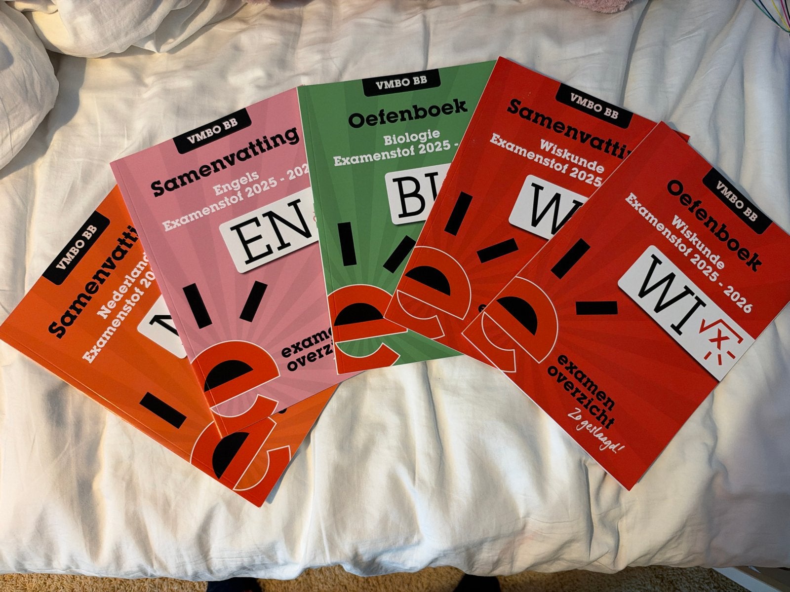 Examenbundel VMBO BB: Wiskunde, Biologie, Engels, Nederlands, Ophalen of Verzenden, Zo goed als nieuw, VMBO, Wiskunde A