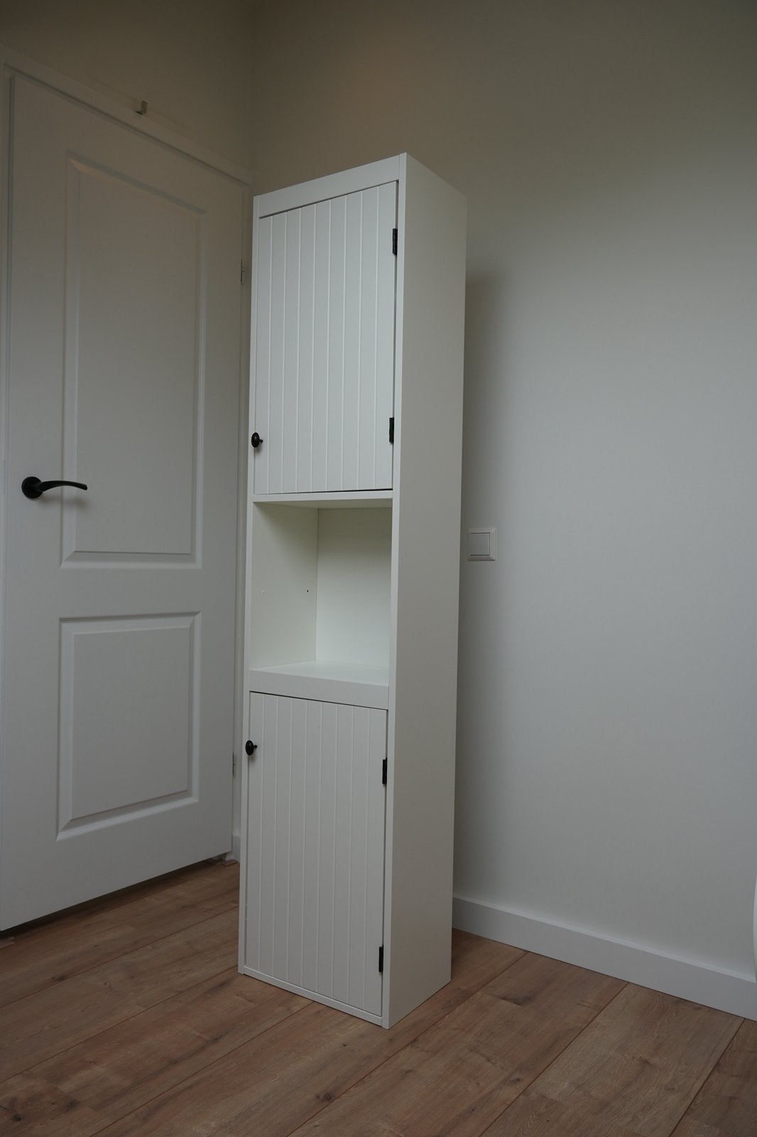 IKEA SILVERÅN hoge kast wit – 180x40,5x25cm, Ophalen, Gebruikt, Scandinavian