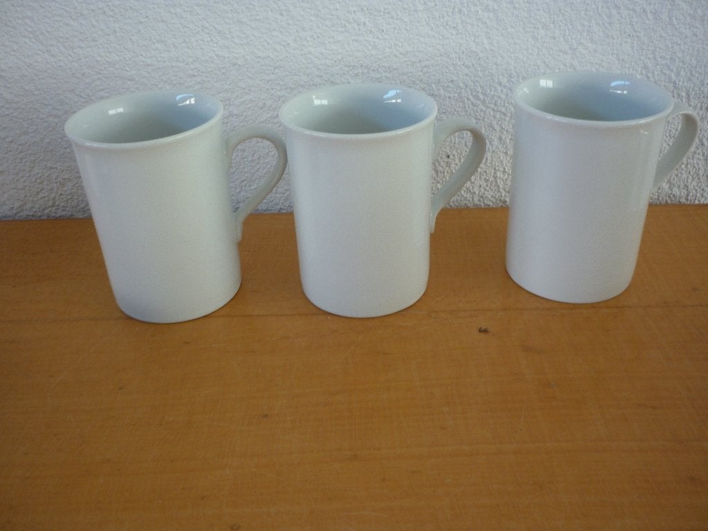 3 nieuwe witte mokken, Huis en Inrichting, Keuken | Servies, Nieuw, Ophalen of Verzenden, Modern, Kop(pen) en/of Schotel(s)