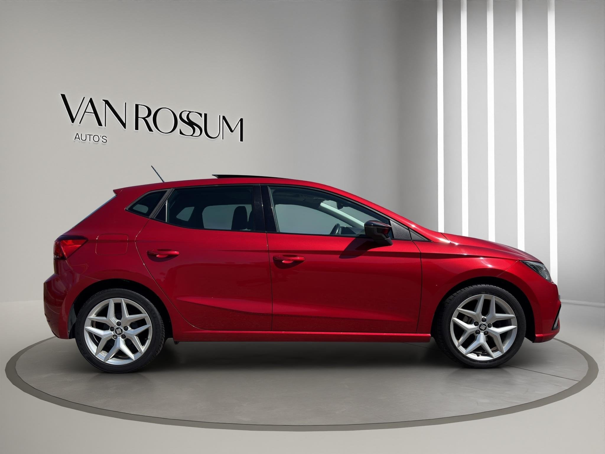 SEAT Ibiza 1.0 TSI FR Panoramadak | Carplay | Parksensors |, Auto's, Stof, Gebruikt, Euro 6, 95 pk
