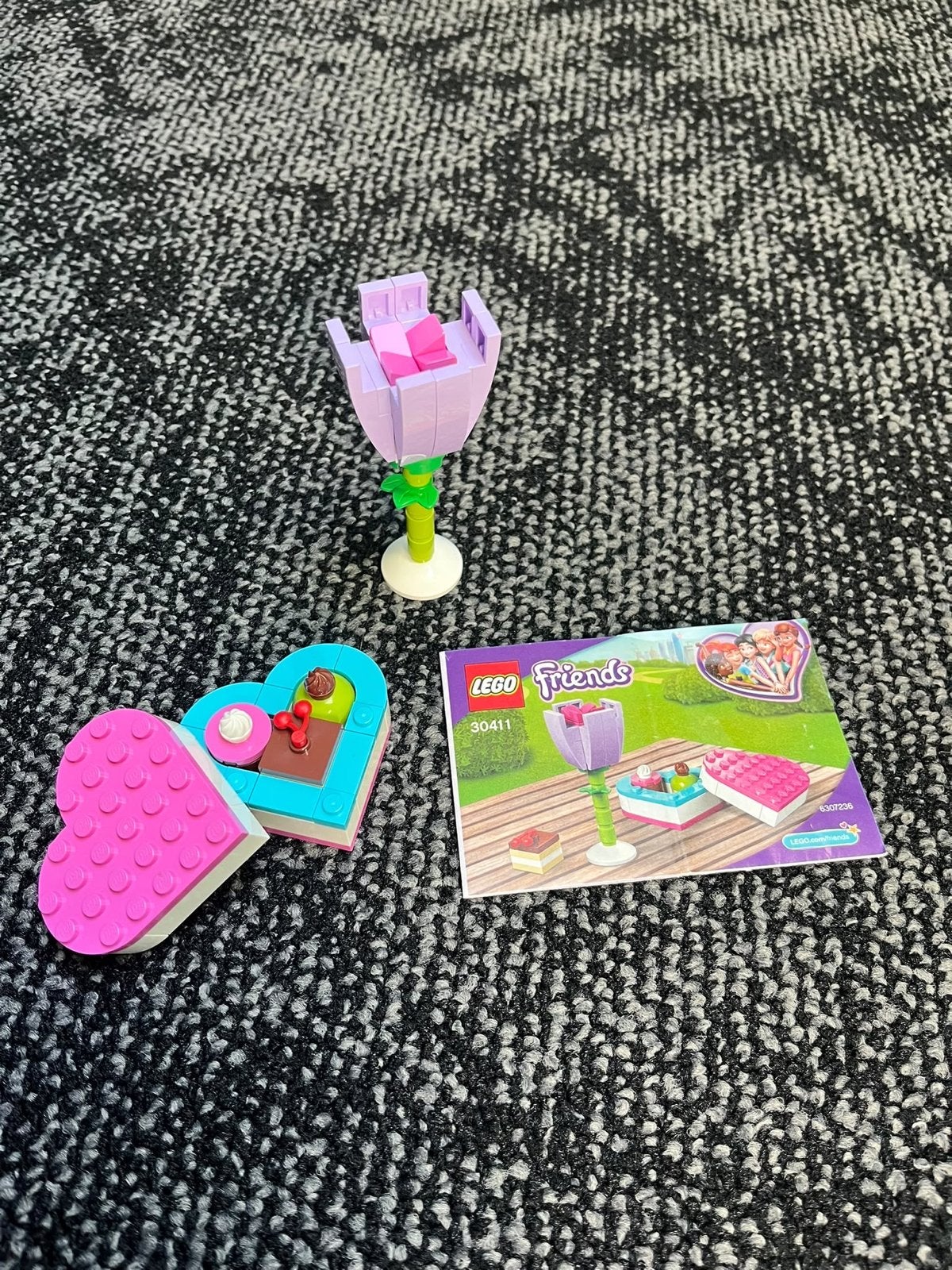 LEGO Friends Chocoladedoos en Bloem - 30411 (Polybag), Kinderen en Baby's, Lego, Friends, Ophalen of Verzenden, Zo goed als nieuw