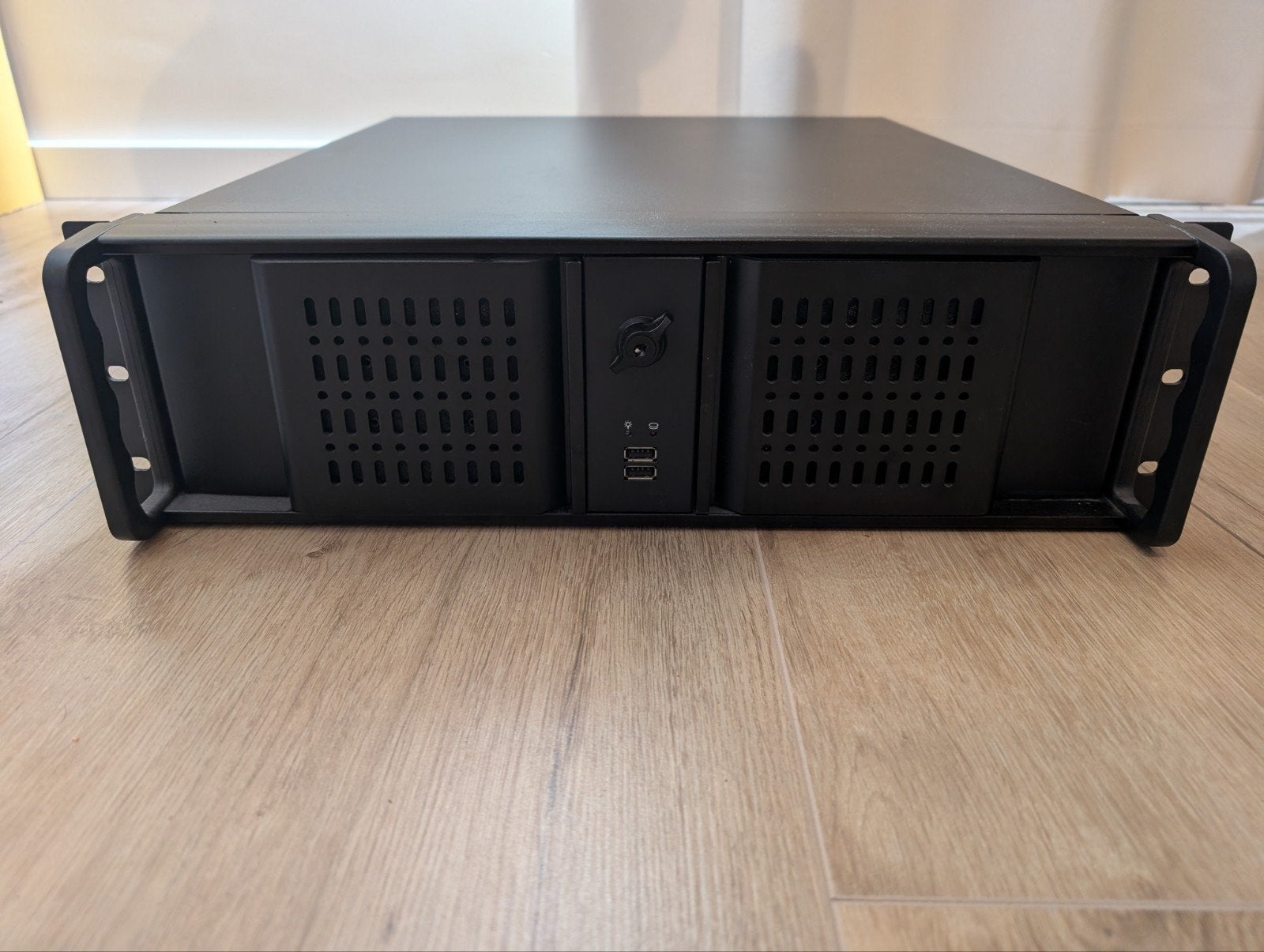 Serverkast inter tech ipc 3U 3098-S, Computers en Software, Servers, Zo goed als nieuw, Ophalen