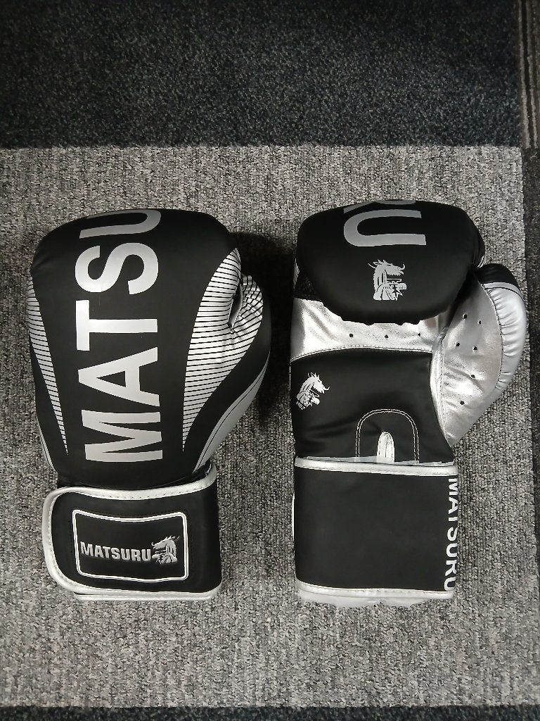 Bokshandschoenen matsuru, Sport en Fitness, Ophalen, Overige, Vechtsportbescherming, Nieuw