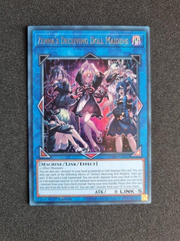 Zenna's Deceiving Doll Maidens (V.1 - Ultra Rare), Ophalen of Verzenden, Zo goed als nieuw, Losse kaart, Foil