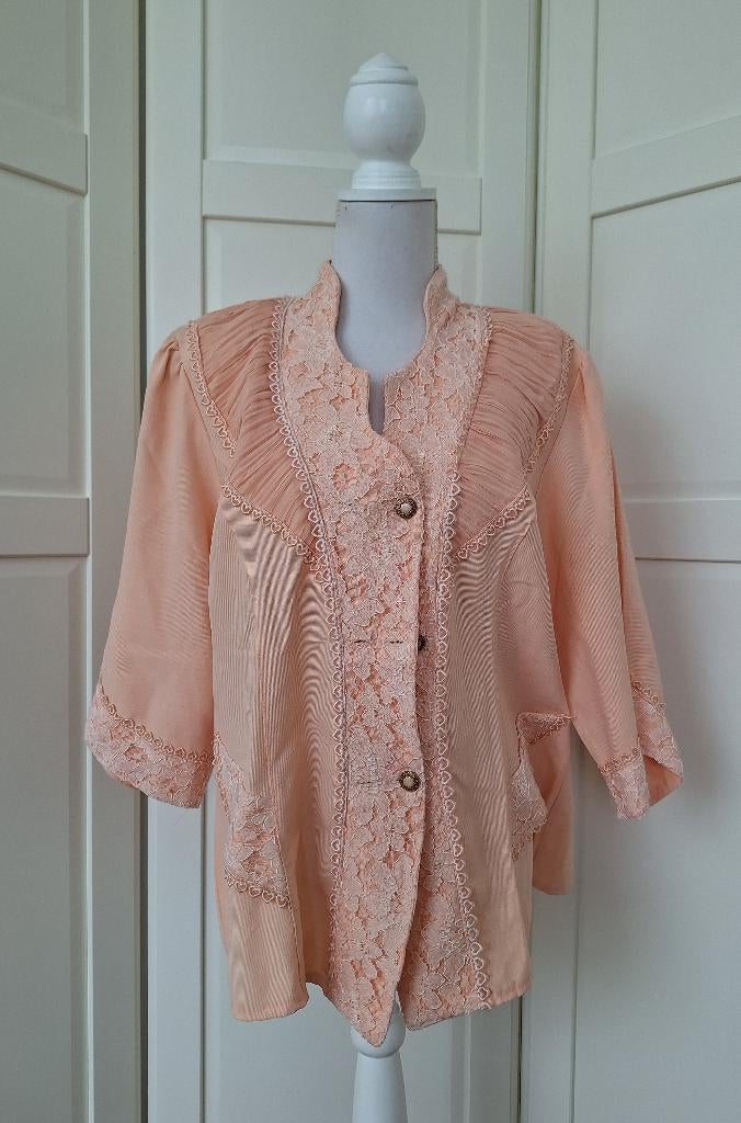 Licht zalm oranje romantisch jasje met kant, maat XL, Kleding | Dames, Jasjes, Kostuums en Pakken, Maat 46/48 (XL) of groter, Oranje