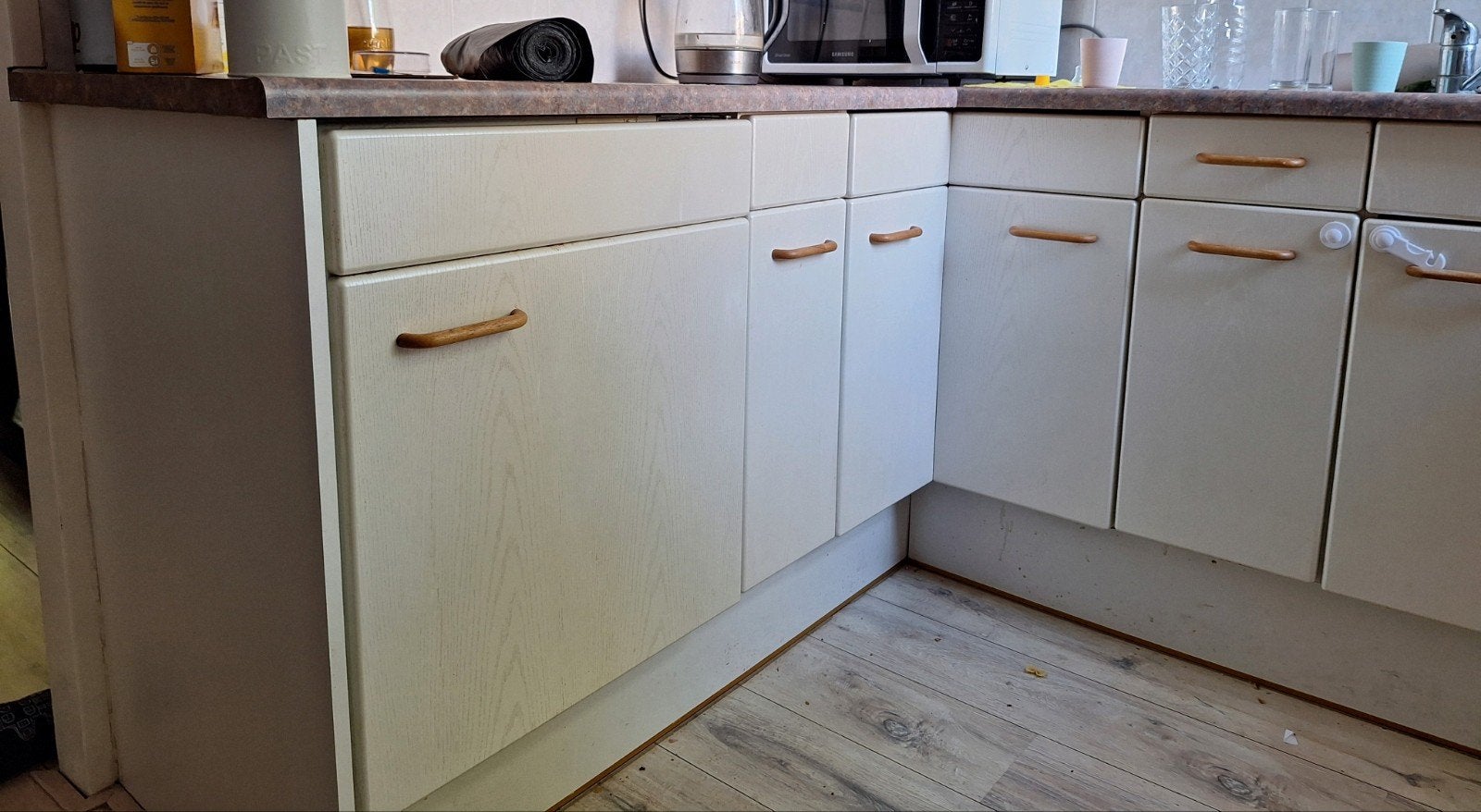 Keuken gratis af te halen en zelf demonteren, Ophalen, Gebruikt, U-keuken, Kunststof