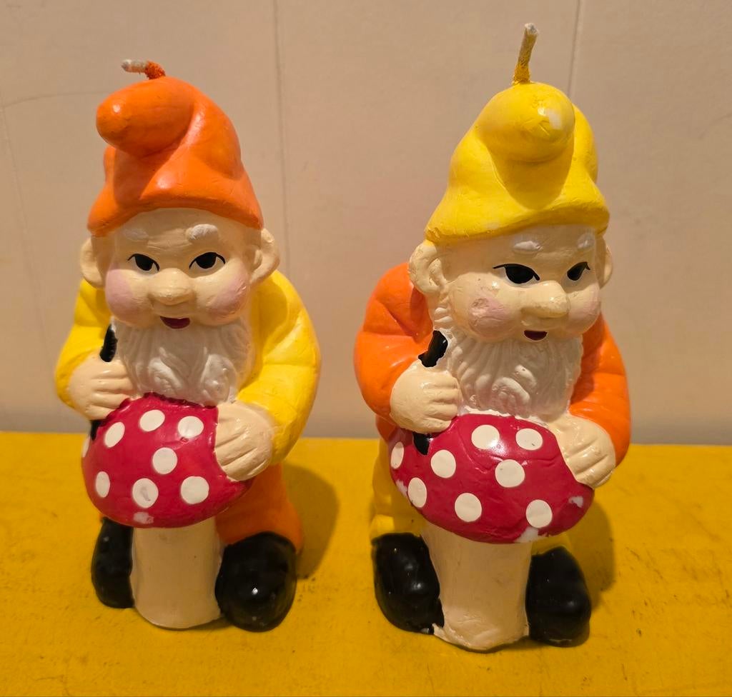 2 mooie kabouterkaarsen, Ophalen of Verzenden, Zo goed als nieuw, Overige materialen, Minder dan 25 cm