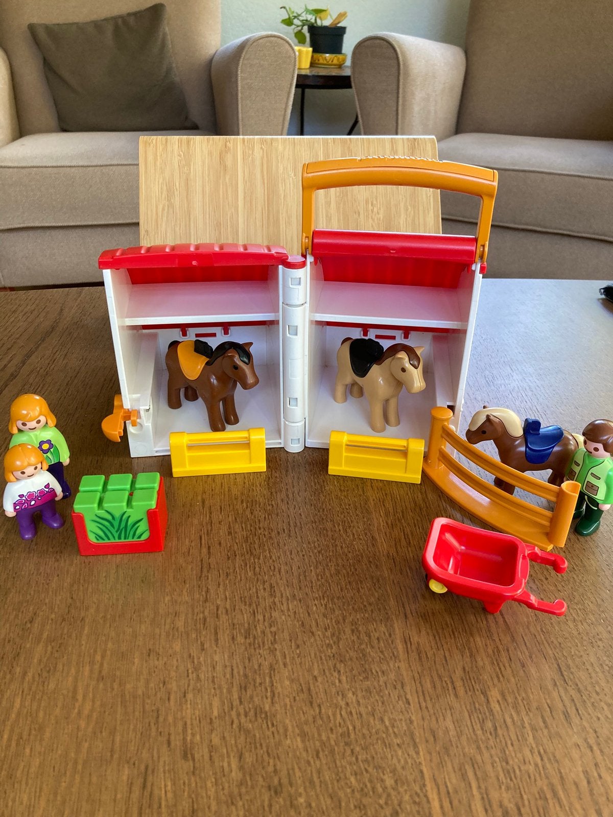 Playmobil 123. Mijn meeneem manege, Kinderen en Baby's, Ophalen of Verzenden, Gebruikt