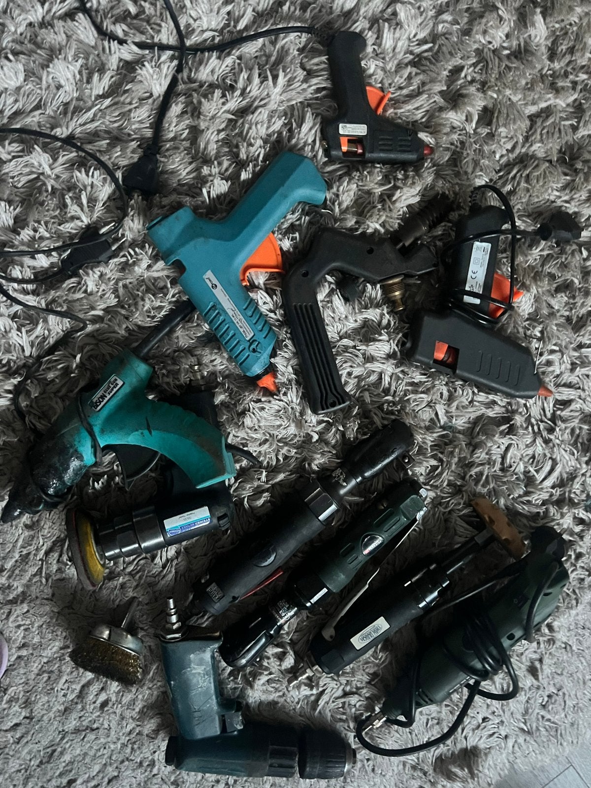 Diverse partij lijmpistolen en slijpmachines, Ophalen, Gebruikt, Minder dan 600 watt, Overige typen