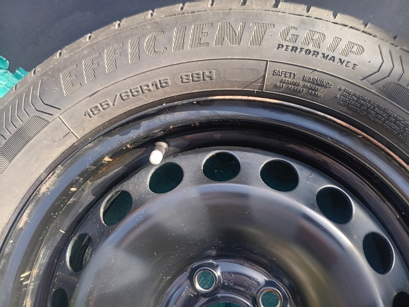 Reservewiel VW 185/65R15 Goodyear EfficientGrip 5,5mm, Auto-onderdelen, Ophalen, Gebruikt, 15 inch, Banden en Velgen