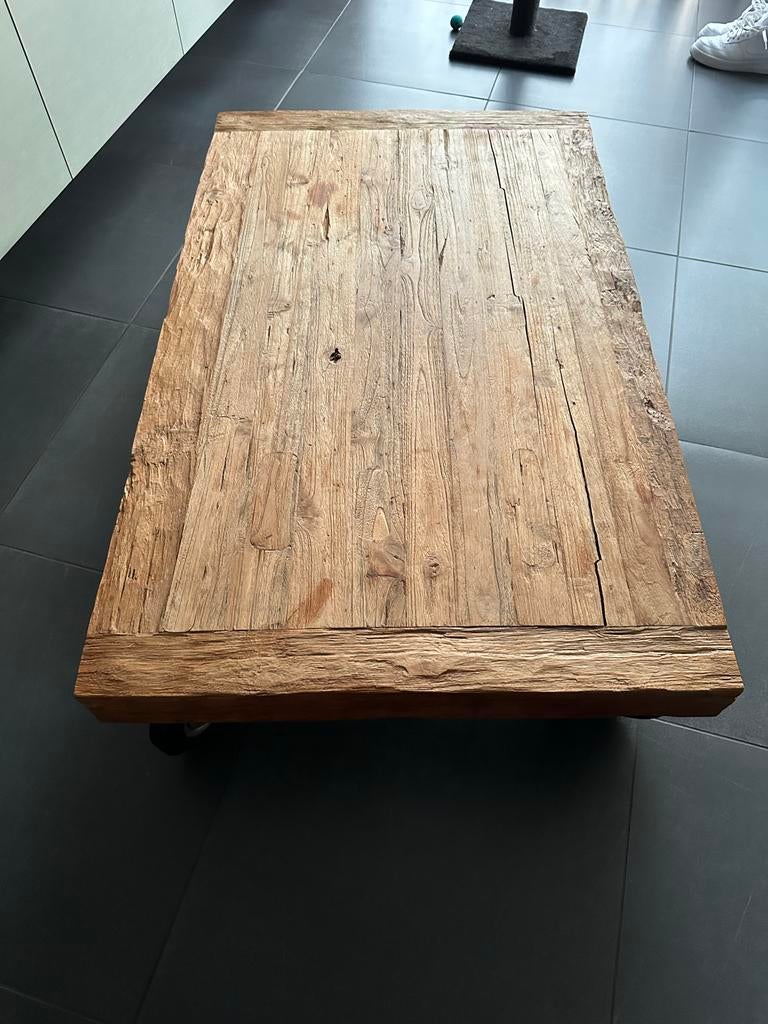 Robuuste salontafel van oud hout op wielen, Ophalen, Gebruikt, 100 tot 150 cm, 50 tot 100 cm