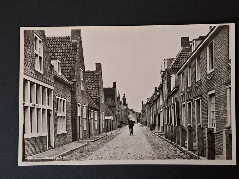 Sluis Zeeland Zicht op de Dinsdagstraat, Verzenden, 1940 tot 1960, Ongelopen, Zeeland