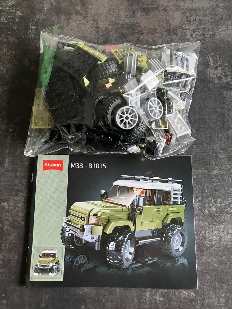 Sluban Jeep 317 stukjes, Ophalen of Verzenden, Zo goed als nieuw, Overige merken