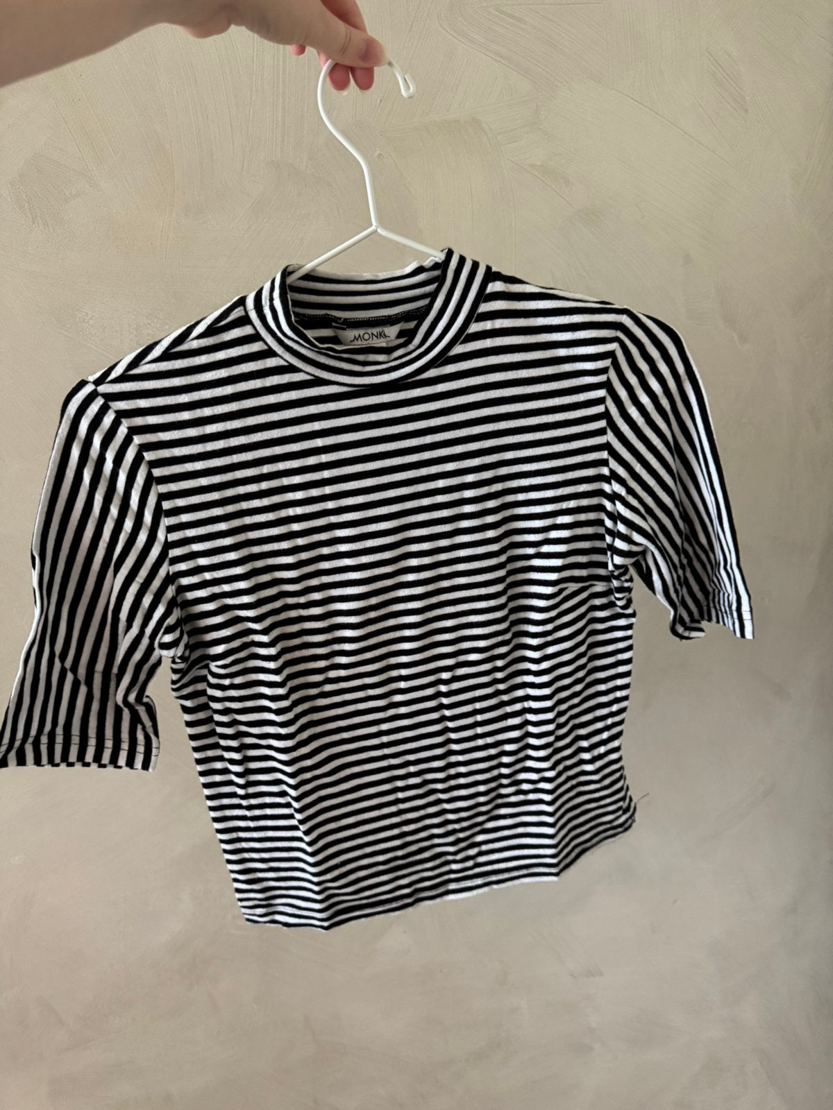 T-shirt Monki maat S, Ophalen, Zwart, Zo goed als nieuw, Korte mouw