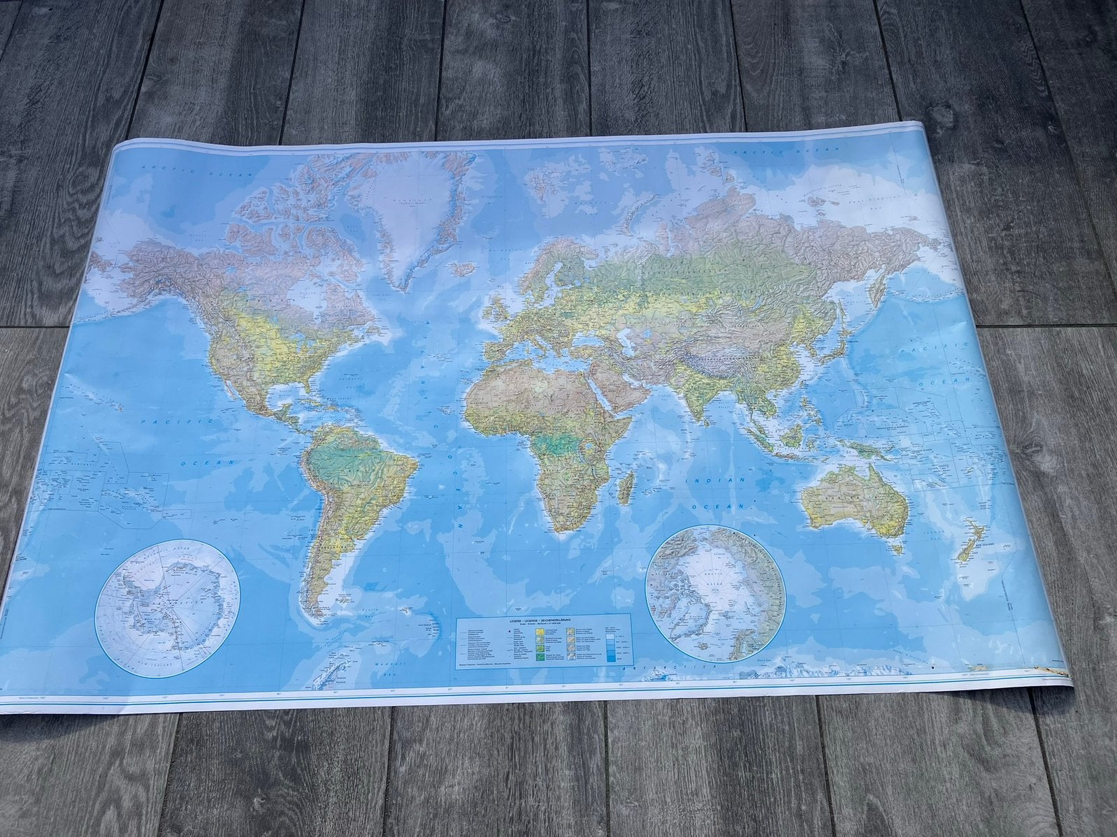 Grote wereld landkaart, Ophalen of Verzenden, Zo goed als nieuw, 1800 tot 2000, Landkaart