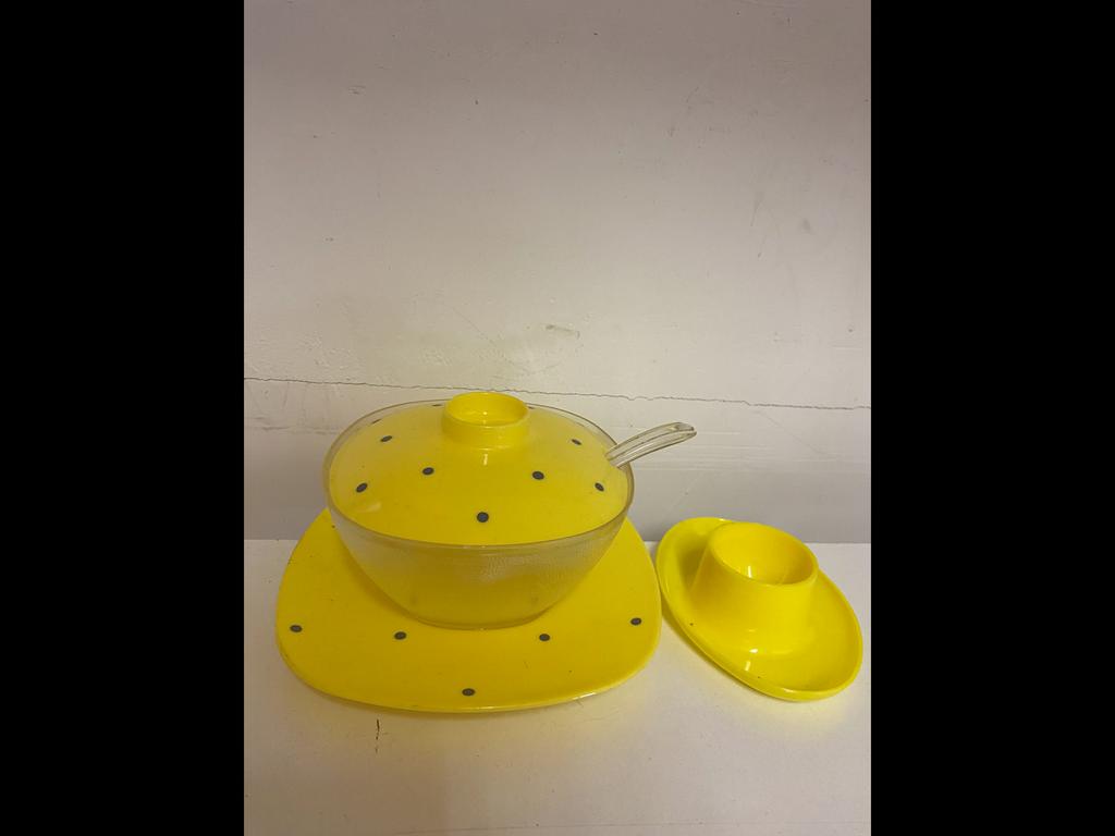 Vintage Gele Plastic Schaaltje en Eierdopje met Stippen, Ophalen