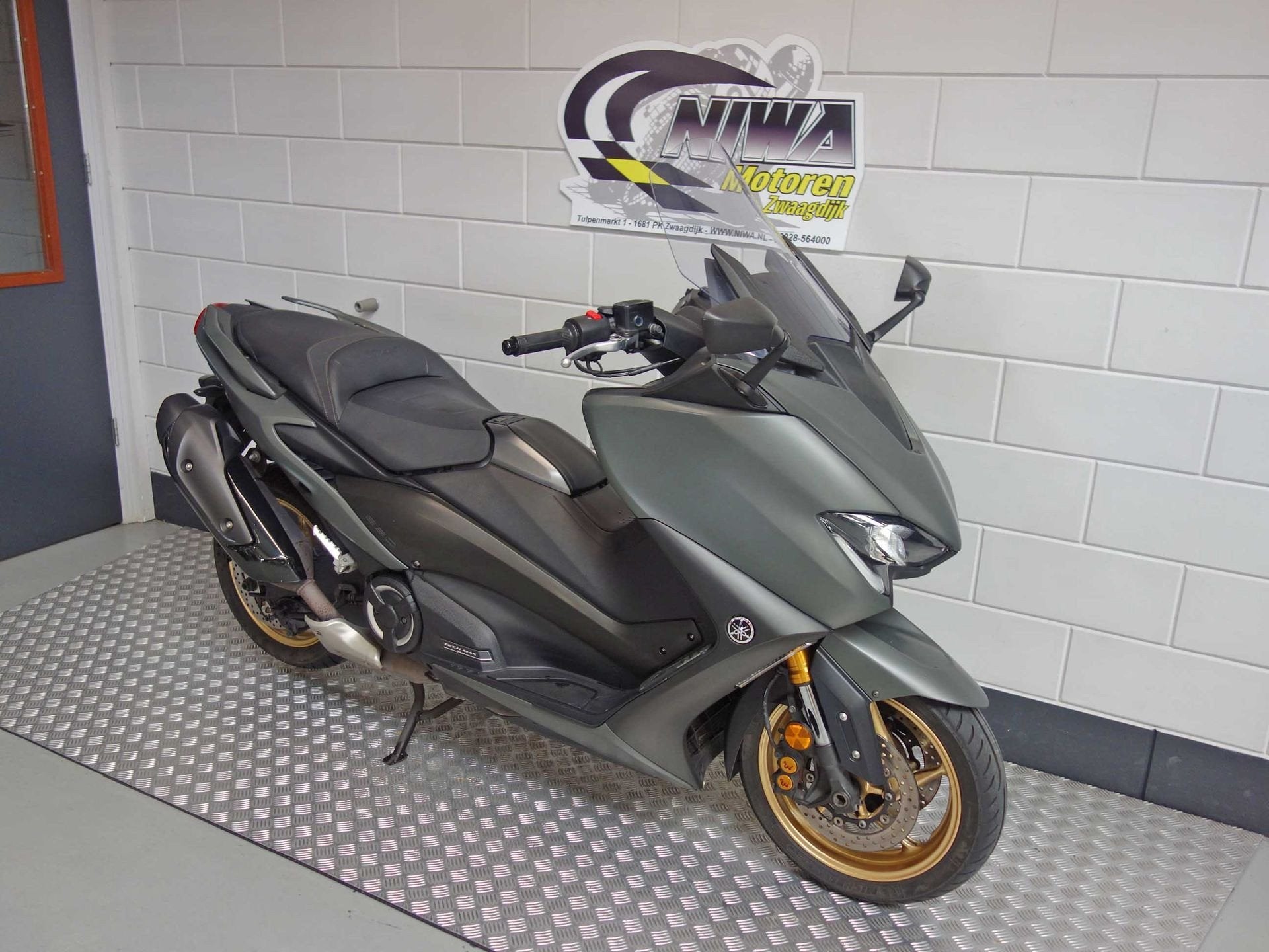 Yamaha TMAX 560 Tech MAX ABS, Motoren, Cruise Control, Overig, 12 t/m 35 kW, Gebruikt