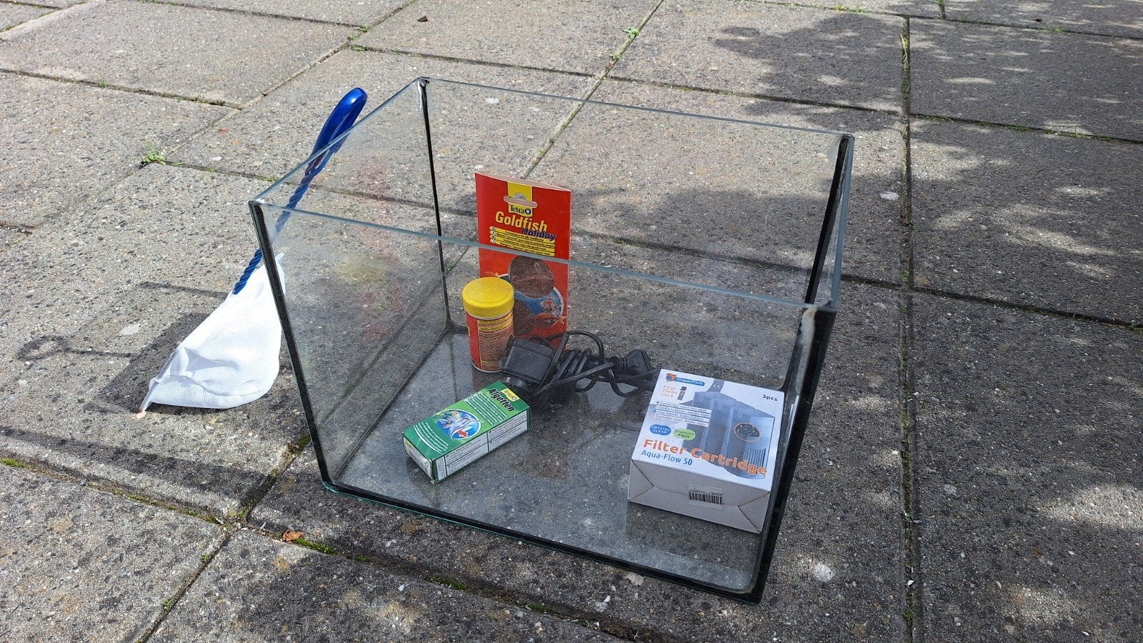 Glazen 21 liter koud water aquarium met Aquaflow 50 filter/p, Ophalen, Leeg aquarium