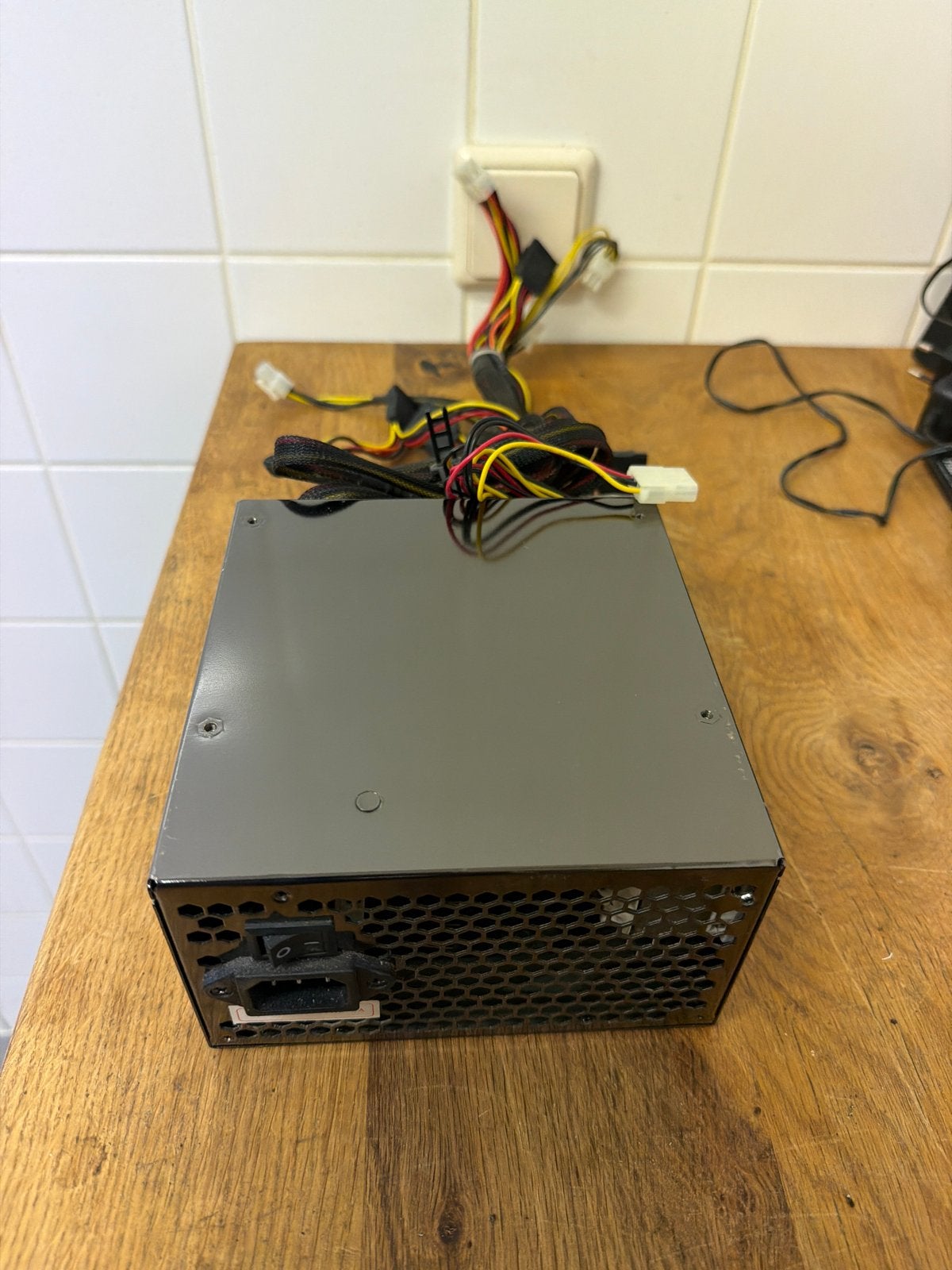 HKC USP5580 Voeding 580W - Gebruikt, Ophalen of Verzenden, Gebruikt
