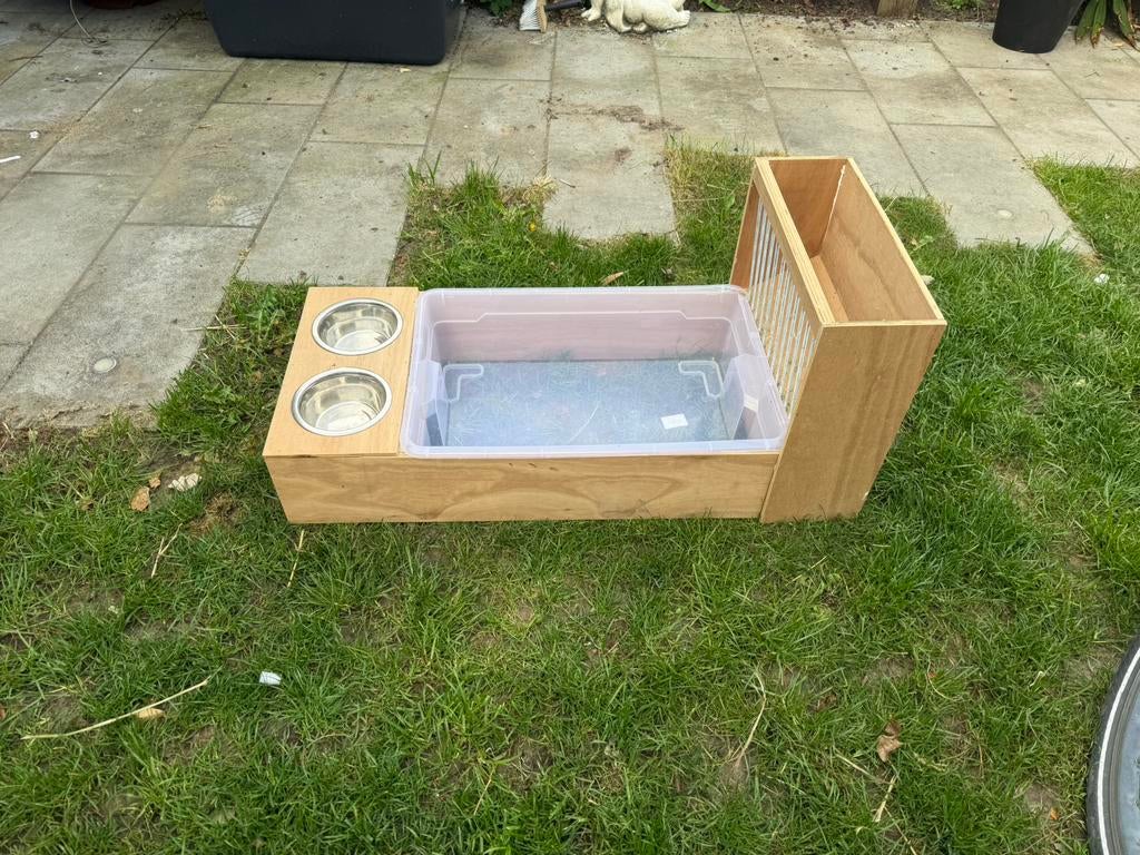Te koop Konijnen Voederstation, Dieren en Toebehoren, Ophalen, Zo goed als nieuw, Voerbakje