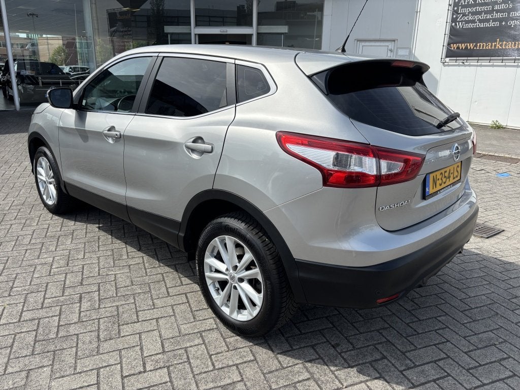 Nissan QASHQAI 1.2 Acenta (bj 2016), Auto's, Voorwielaandrijving, Gebruikt, 4 cilinders, 116 pk