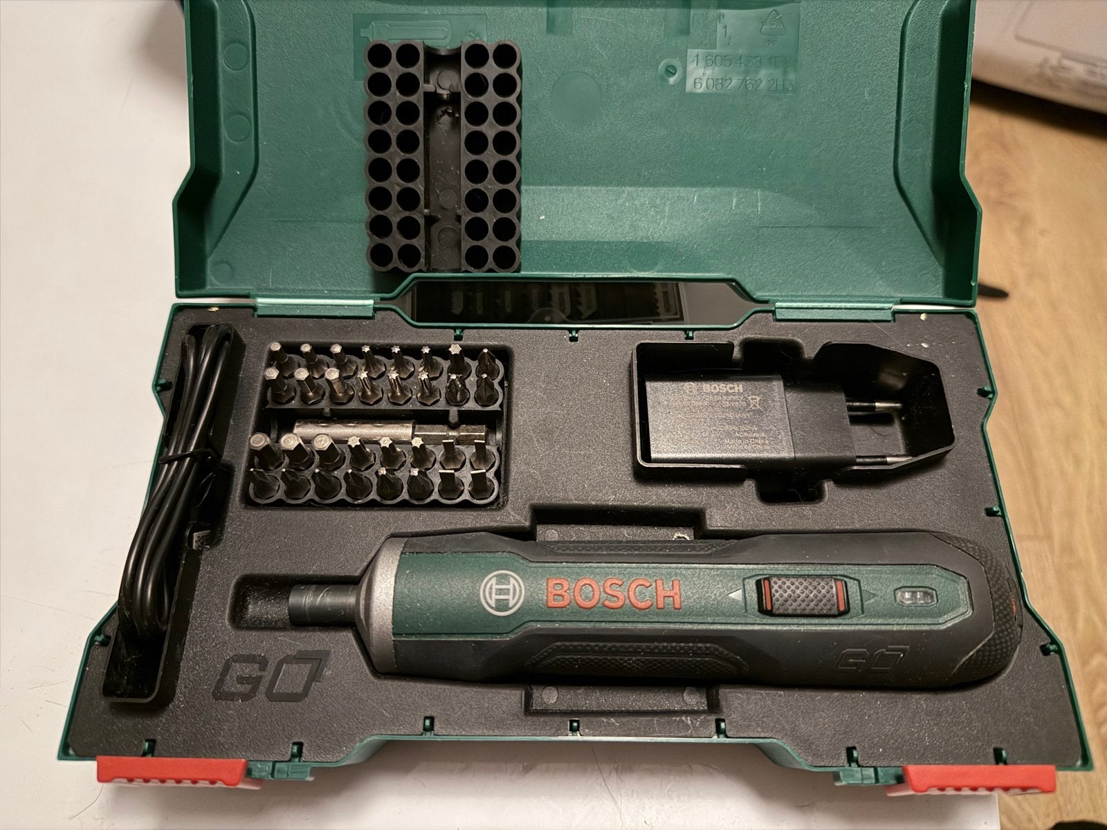 Bosch Go PushDrive 3,6V schroevendraaier + 32-delige bitset, Doe-het-zelf en Verbouw, Variabele snelheid, Ophalen of Verzenden