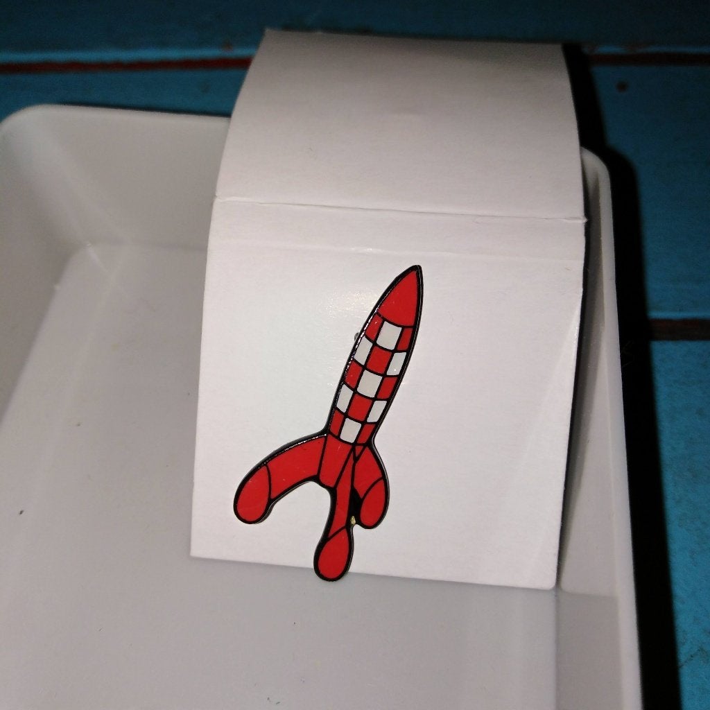 Kuifje raket naar de maan pin, Verzamelen, Stripfiguren, Ophalen, Kuifje, Zo goed als nieuw, Overige typen